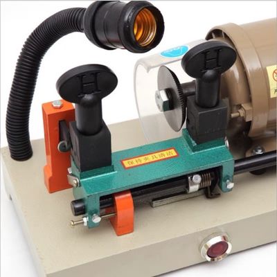 220 V/110 V macchina per la copia delle chiavi e macchina per il taglio delle chiavi a 50/60 Hz per la duplicazione di chiavi in bianco