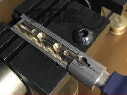 ABS Parti di macchine di taglio chiavi in acciaio per clip di ritenuta verticale per chiavi